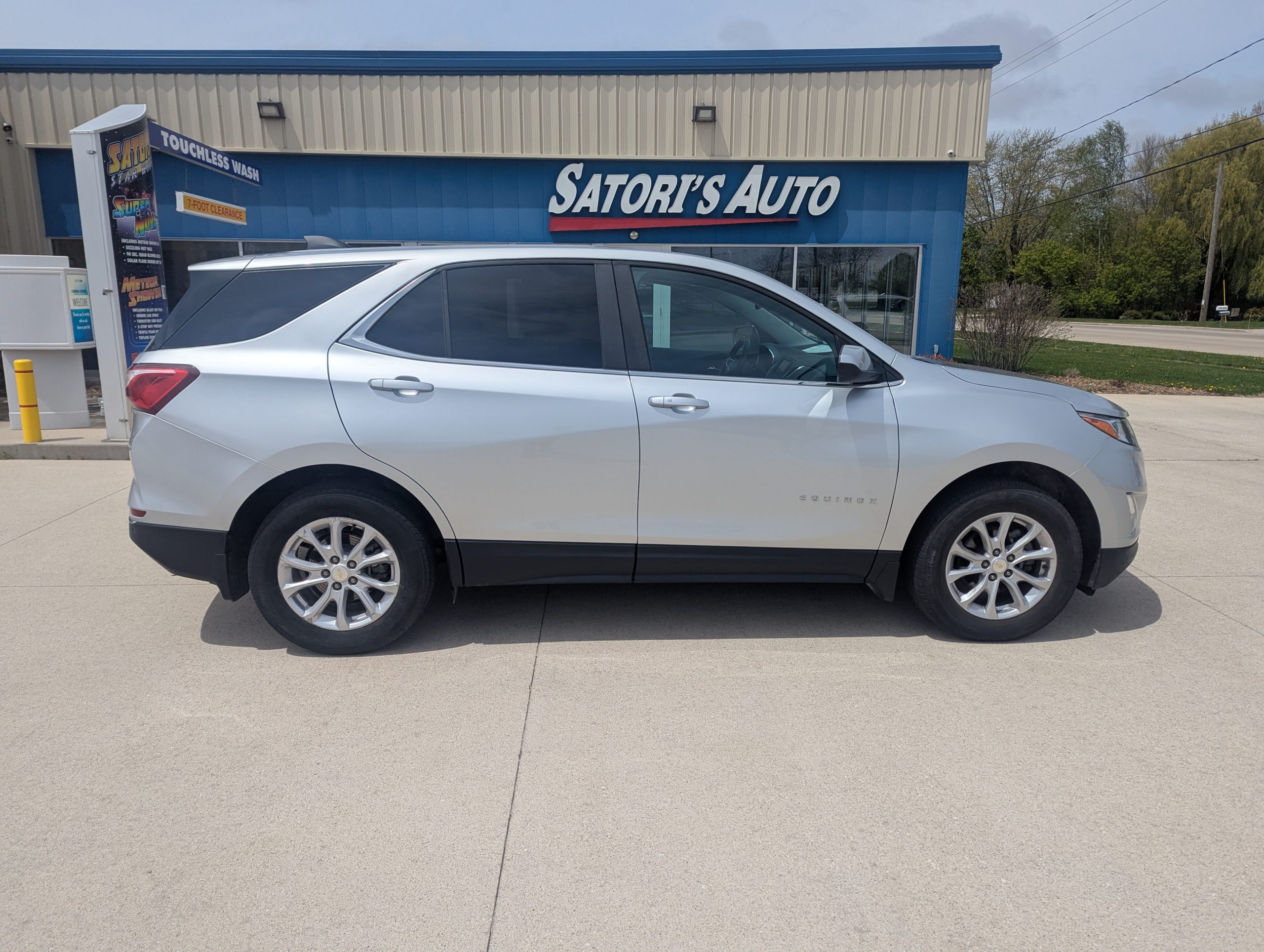 2021 Chevrolet Equinox LT photo 21