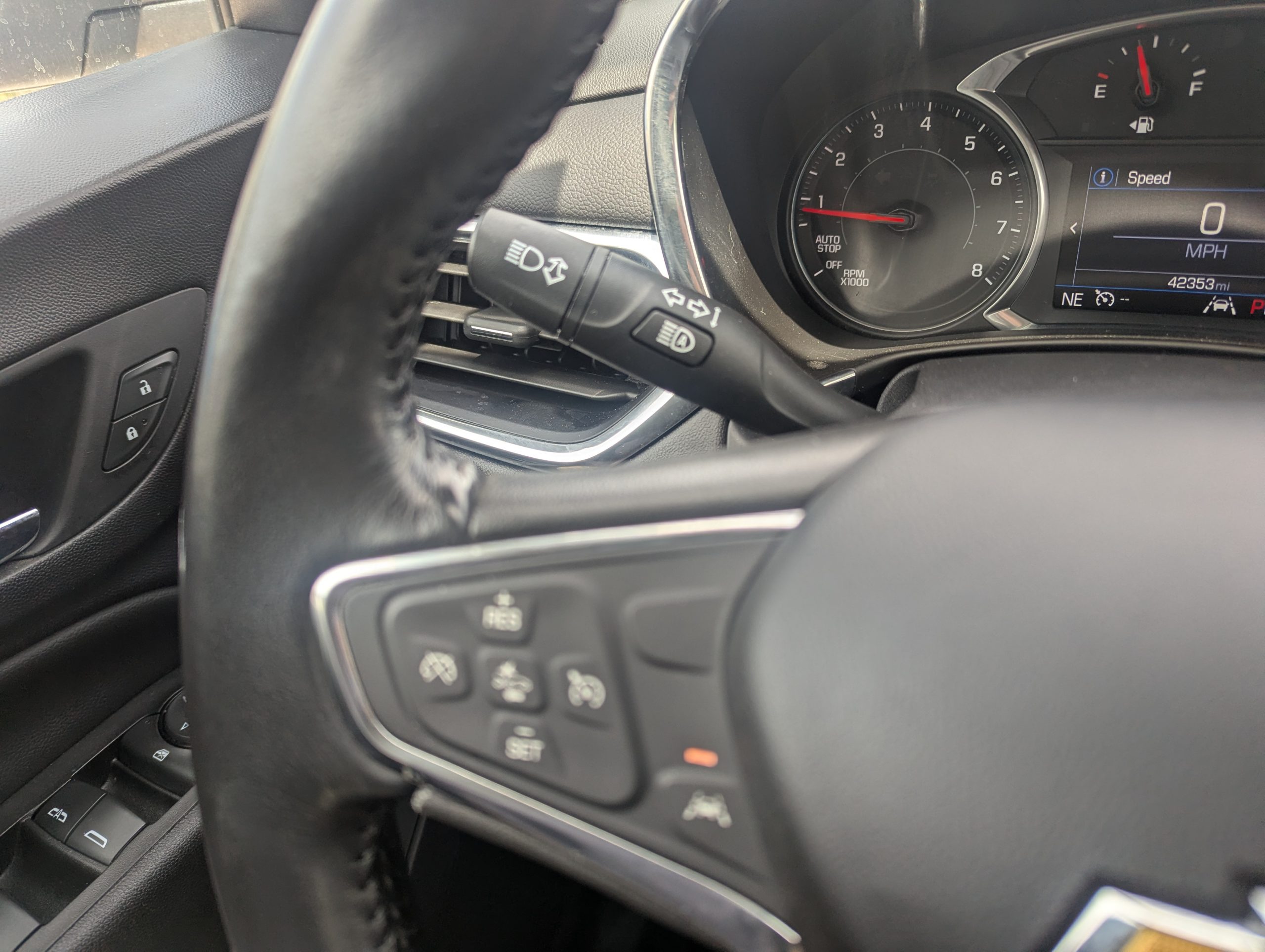 2021 Chevrolet Equinox LT photo 12