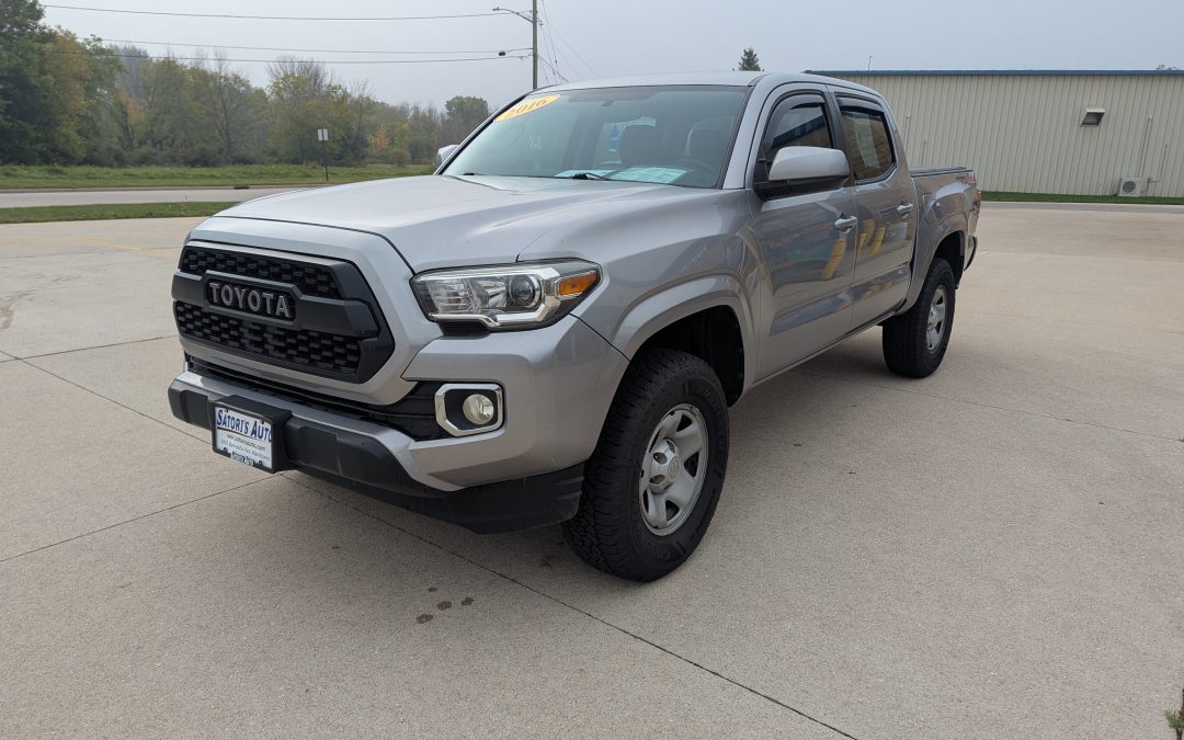 2016 Toyota Tacoma SR