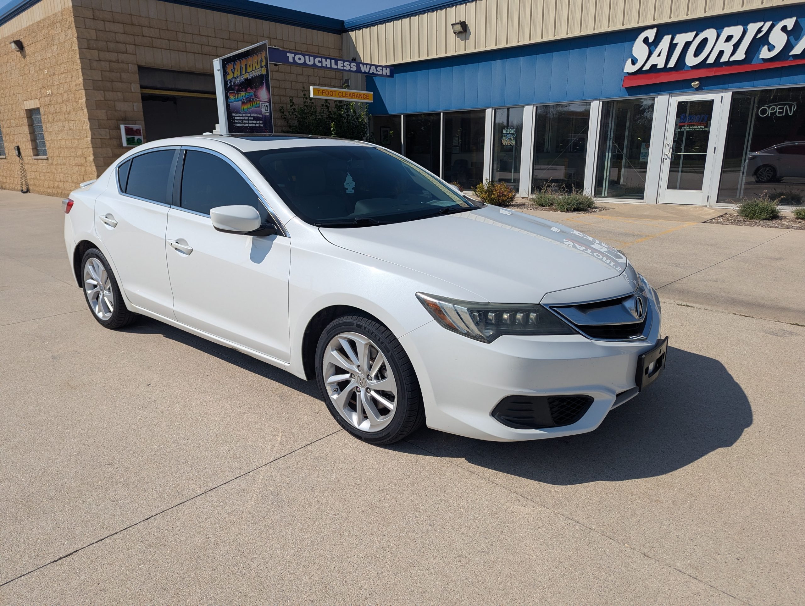 2017 Acura ILX Premium Technology Plus photo 23