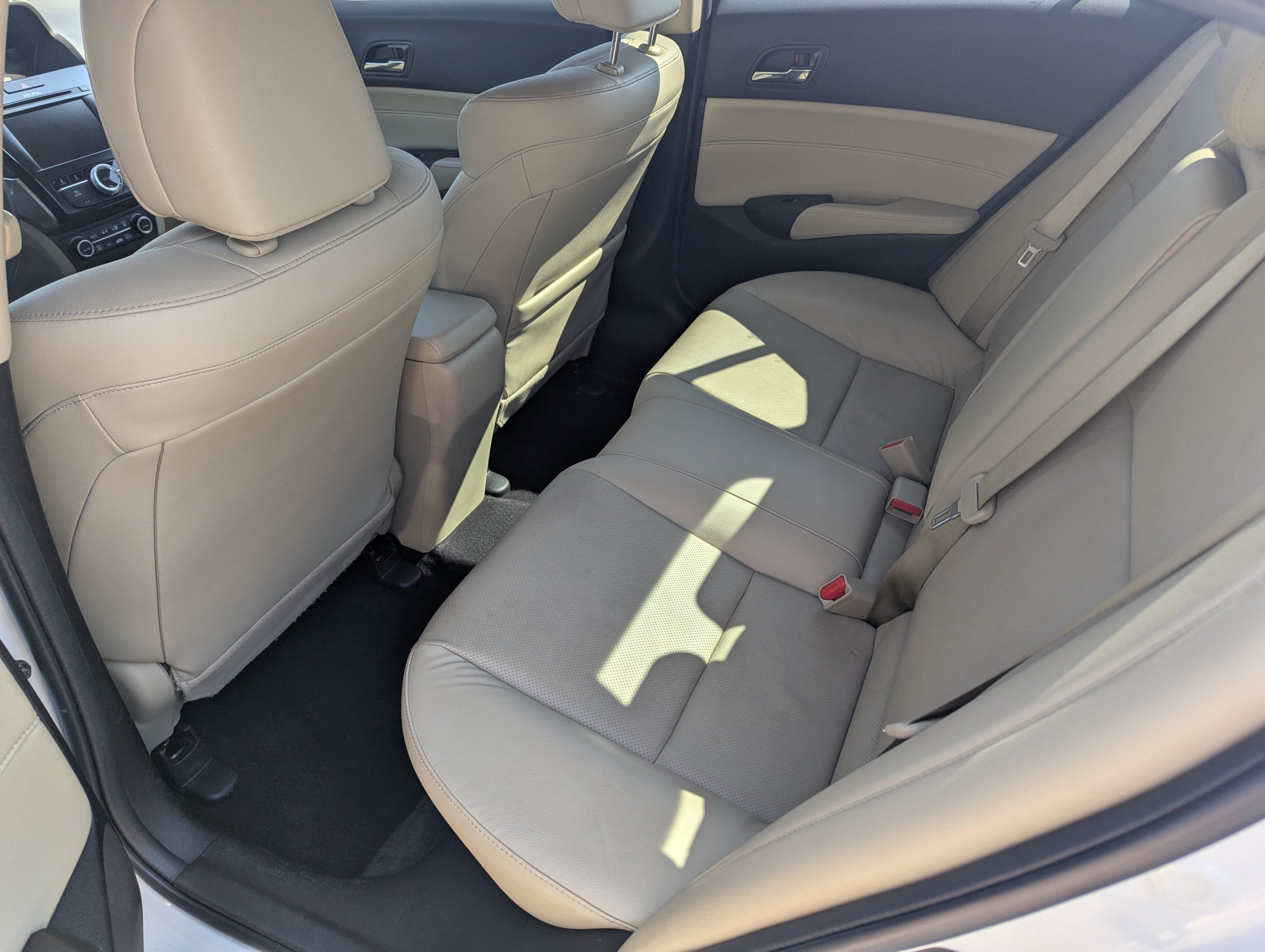 2017 Acura ILX Premium Technology Plus photo 16