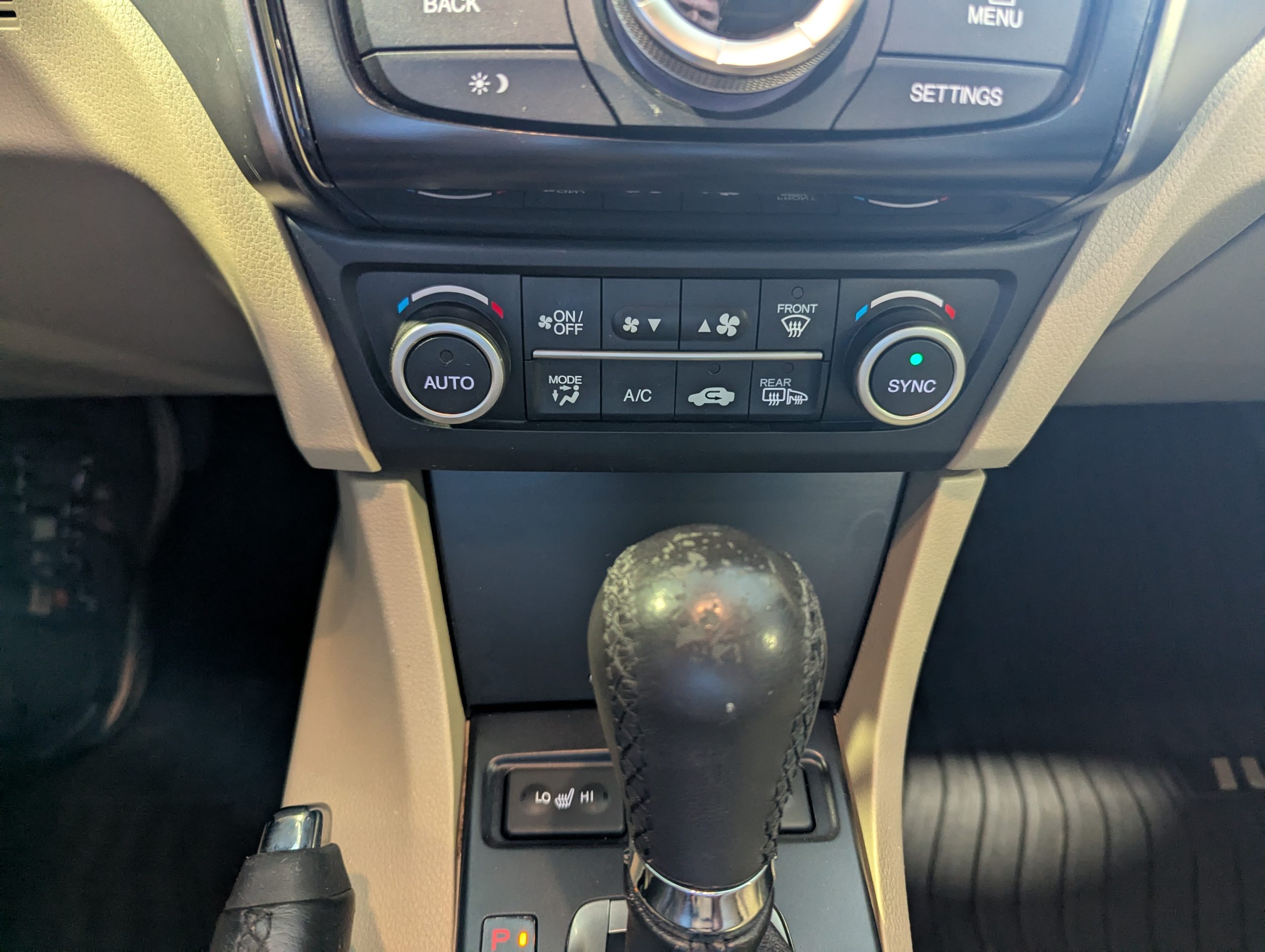 2017 Acura ILX Premium Technology Plus photo 6