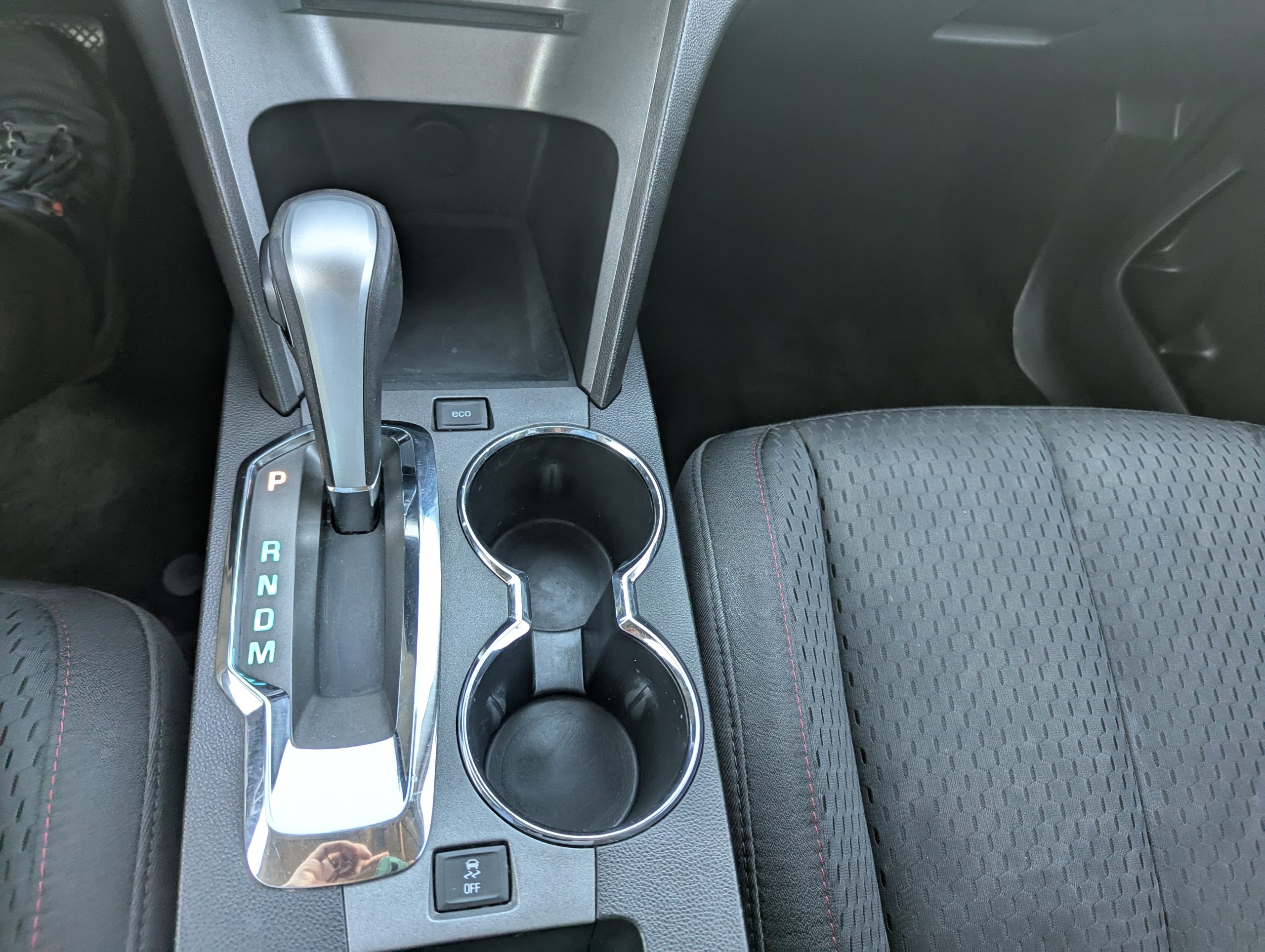2014 Chevrolet Equinox LS photo 3