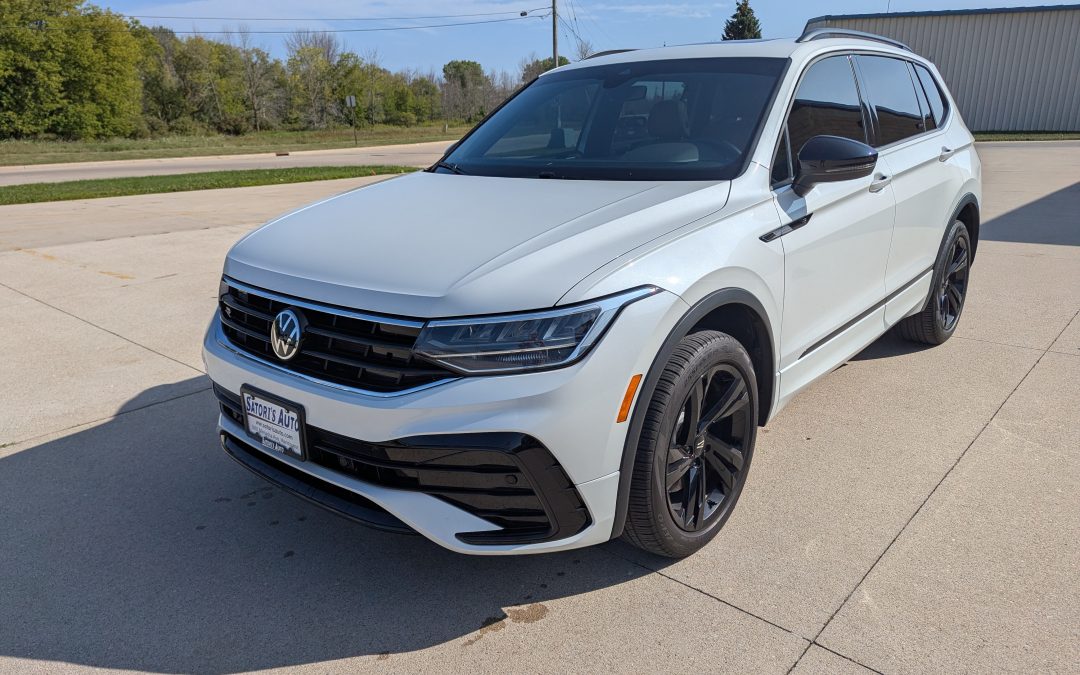 2024 VW Tiguan SE R-Line Black 4 Motion